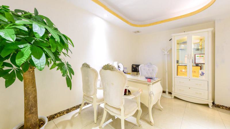 佛山医美机构哪家优？专业美容医院各展所长，一览无余