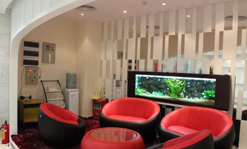 深圳雅美医疗美容门诊部靠谱吗？医院资质、医生团队与整形价格一览