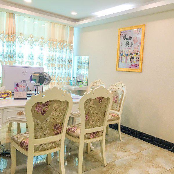 深圳美颜医疗美容隆胸手术案例分享，医生资质与价格表全面解析